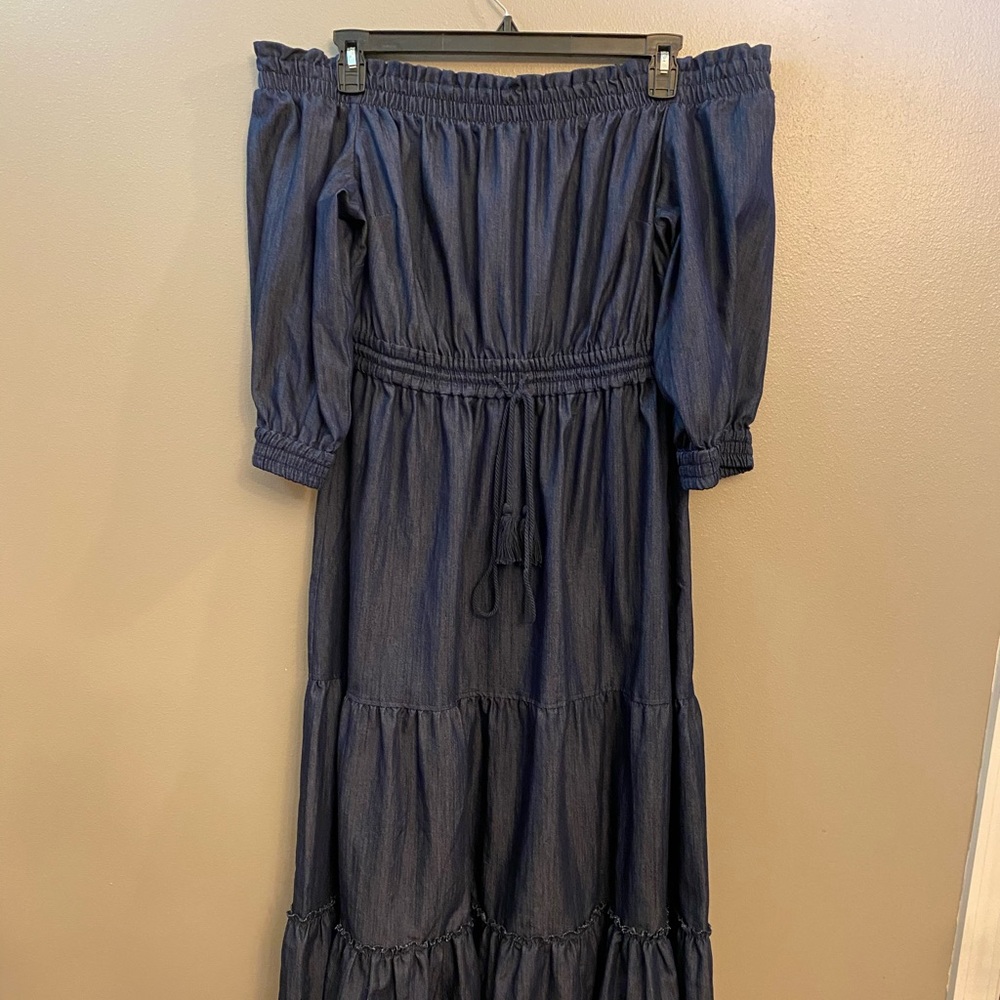 Off the shoulder maxi